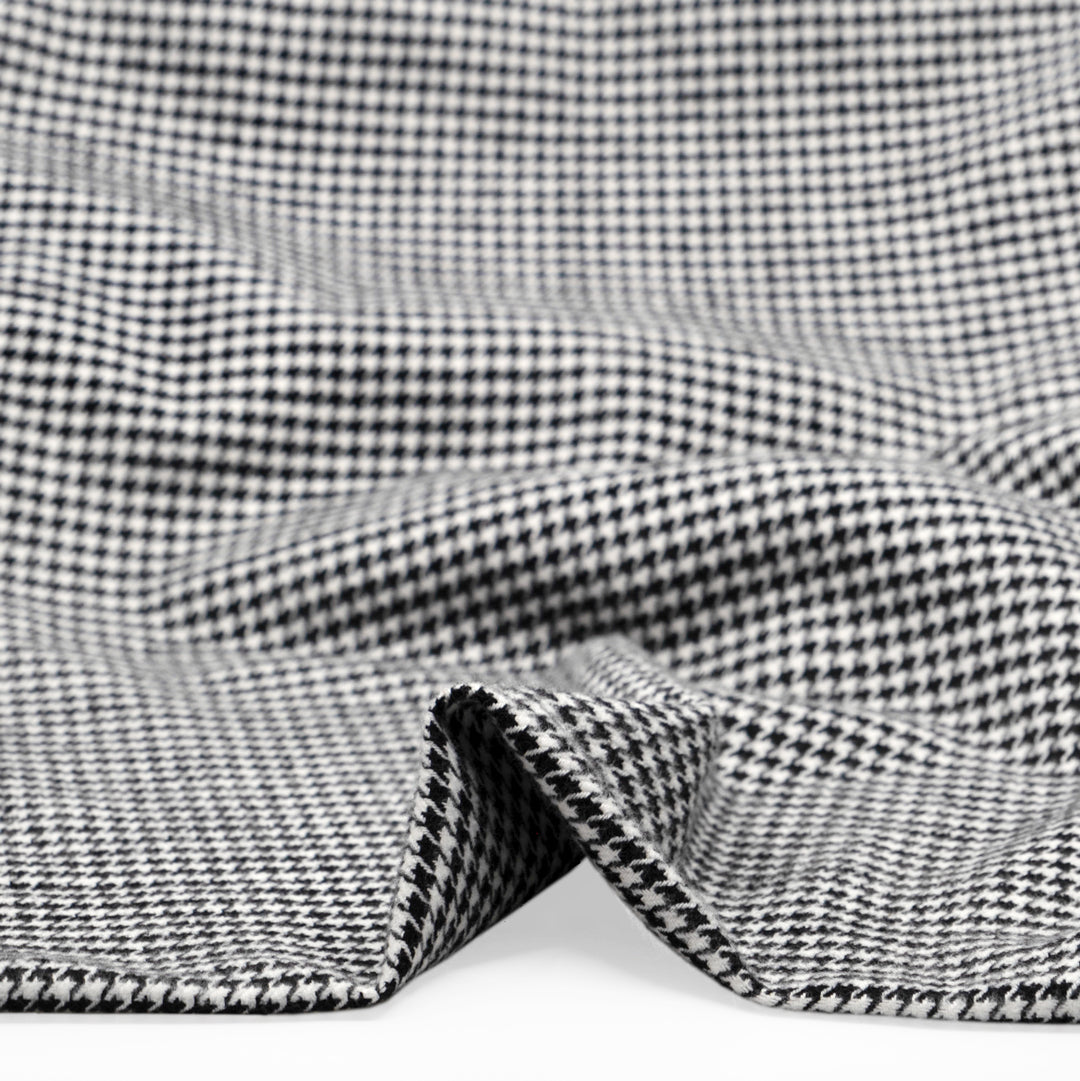 Houndstooth Classic Cotton Flannel - Black/White | Blackbird Fabrics