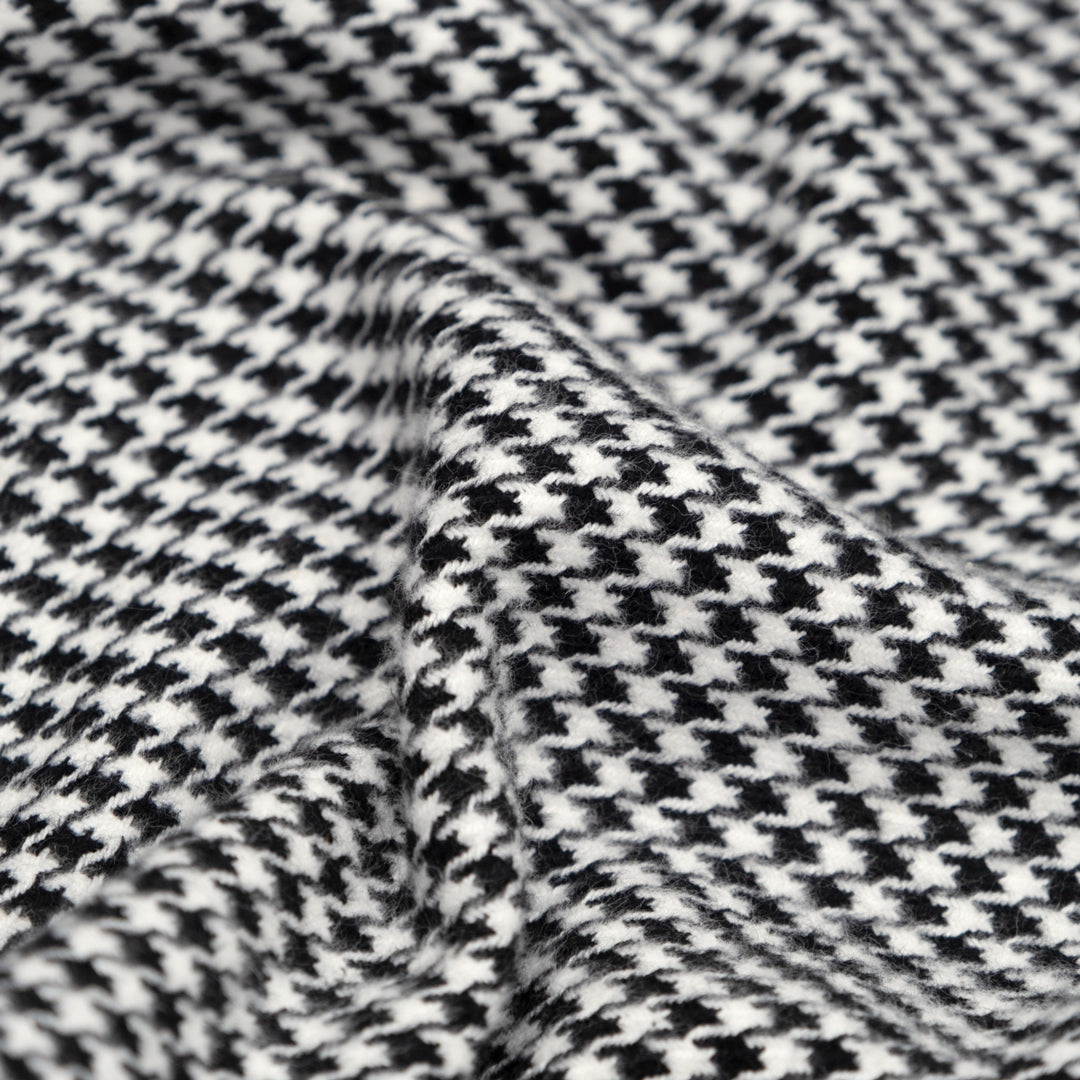 Houndstooth Classic Cotton Flannel - Black/White | Blackbird Fabrics